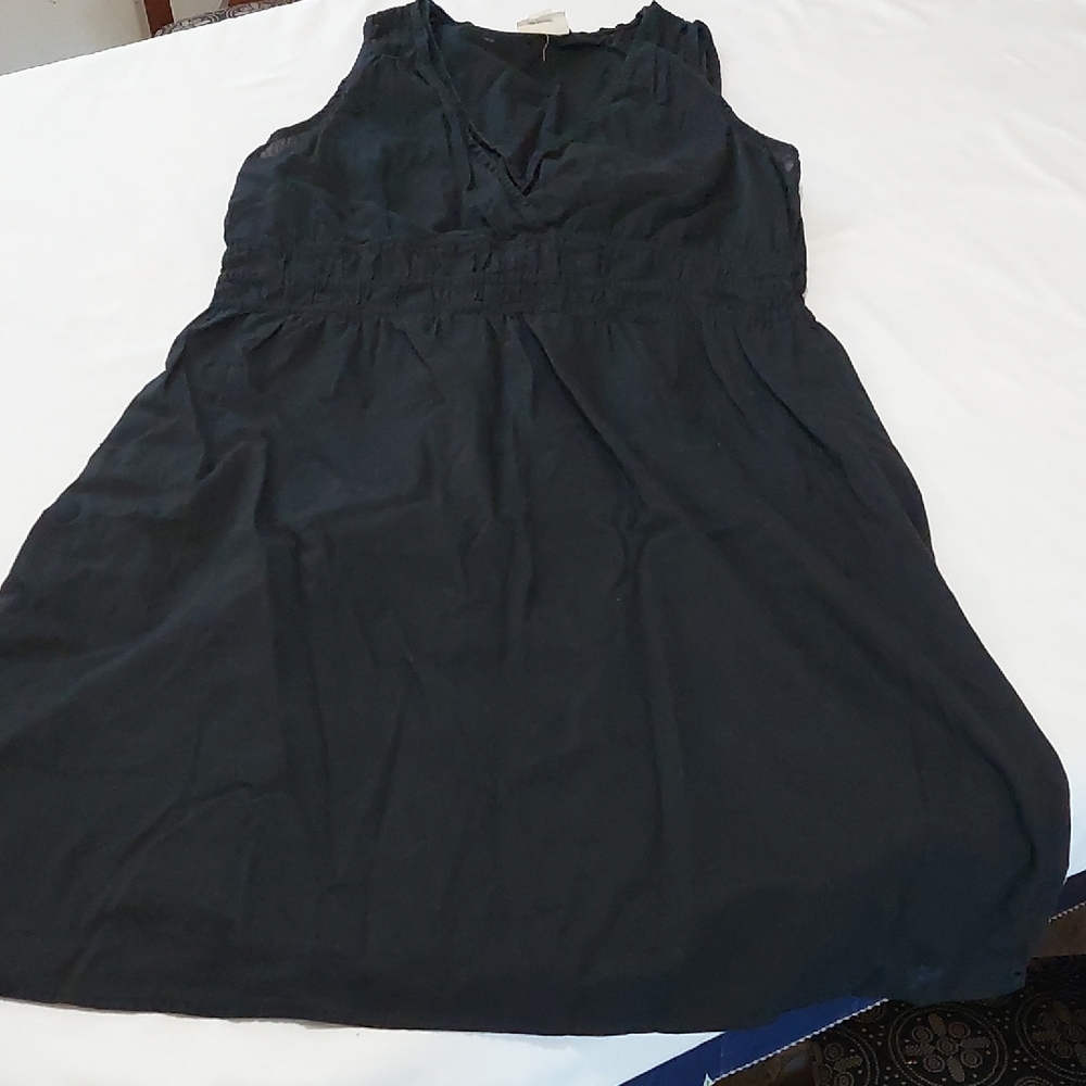 Converse One Star Black Dress .Light Weight . Size Large.Great Condition